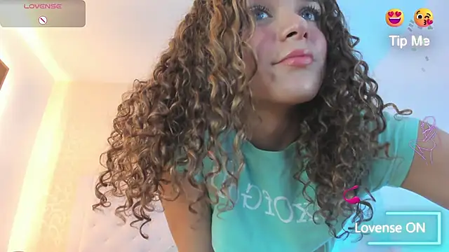 kendallspears 1 online show from October 1, 2025, 3:33 am