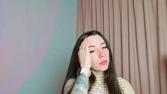 Curious Lily online show from October 15, 2025, 1:15 am