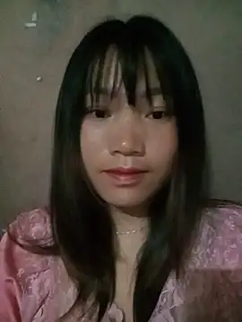 min-xinh online show from July 9, 2026, 9:47 pm
