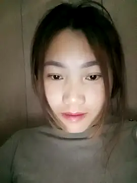 min-xinh online show from December 14, 2025, 9:31 pm