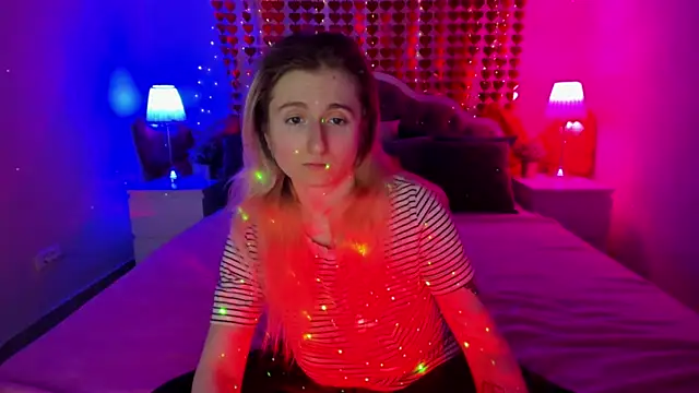 Snapshot of CamillaDreamer chatting on March 3, 2026, 4:58 pm CamillaDreamer online show from March 3, 2026, 4:58 pm