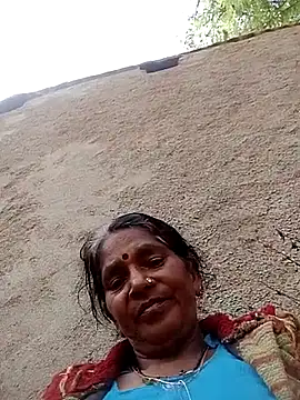 Snapshot of Rs_sonam chatting on November 12, 2025, 6:39 am Rs sonam online show from November 12, 2025, 6:39 am