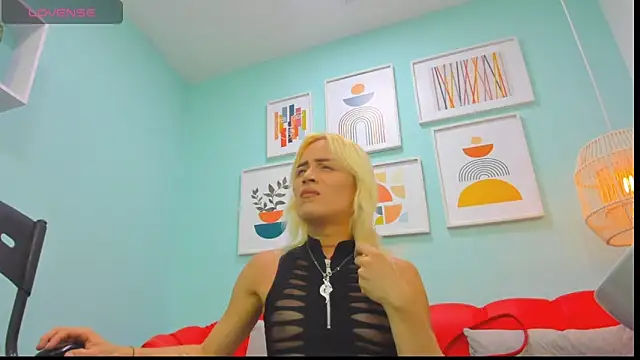 Snapshot of alexawinterrr chatting on October 23, 2025, 8:18 pm alexawinterrr online show from October 23, 2025, 8:18 pm