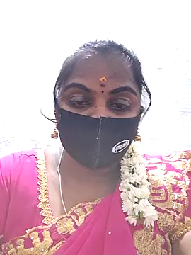 Snapshot of Tamil_Hot_Sindhu chatting on October 29, 2025, 5:45 pm Tamil Hot Sindhu online show from October 29, 2025, 5:45 pm