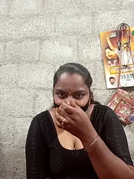 Snapshot of Tamil_Hot_Sindhu chatting on February 24, 2026, 5:25 pm Tamil Hot Sindhu online show from February 24, 2026, 5:25 pm