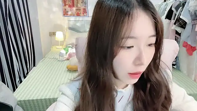 Snapshot of Gardenia-222 chatting on February 3, 2026, 1:16 pm Gardenia-222 online show from February 3, 2026, 1:16 pm