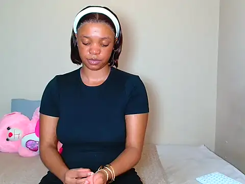 SlimSexxy21 online show from October 16, 2025, 6:43 am