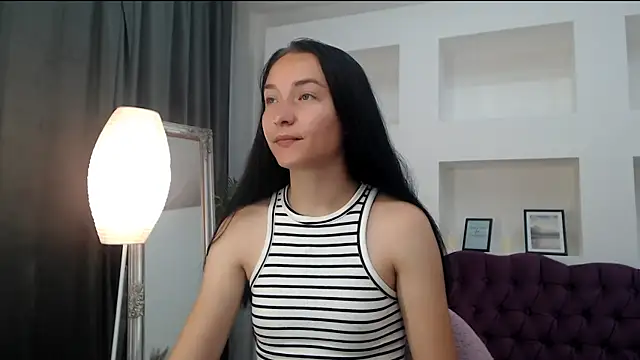 Emilly  Grey online show from July 8, 2026, 5:24 pm