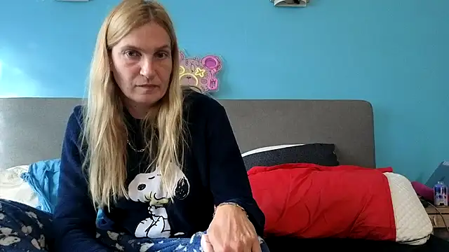 linterditehot online show from June 13, 2026, 5:49 am