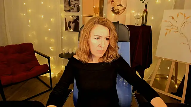 DonnaSmitth online show from October 11, 2025, 9:43 am