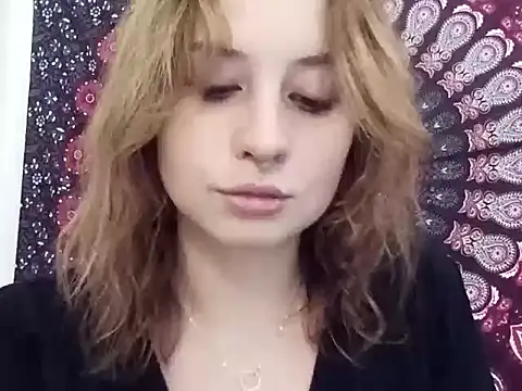 AdalynKiss online show from October 10, 2025, 5:19 am