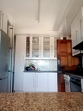 queenteex699 online show from October 21, 2025, 9:52 am