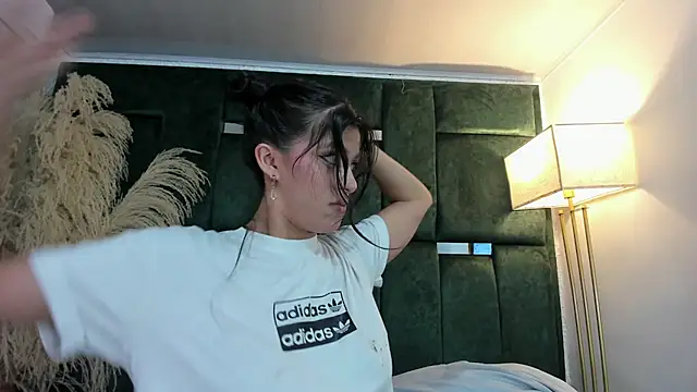 Misaki Kai online show from January 10, 2026, 5:47 am