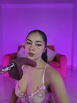 In-Ur-dreams online show from March 8, 2026, 7:50 pm