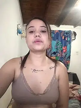 Snapshot of aurofox21 chatting on October 1, 2025, 1:00 am aurofox21 online show from October 1, 2025, 1:00 am