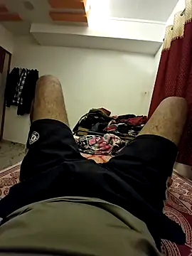 devid3795 online show from November 26, 2025, 2:50 pm