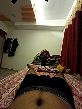 devid3795 online show from November 27, 2025, 5:02 pm