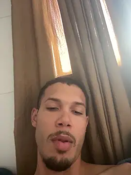 Snapshot of MCLZK chatting on March 10, 2026, 6:23 pm MCLZK online show from March 10, 2026, 6:23 pm