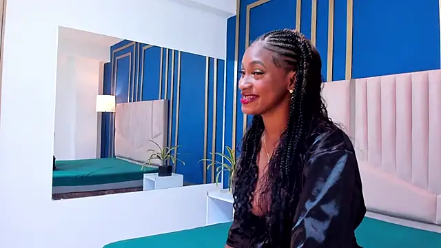 AmaraFierce online show from October 21, 2025, 11:31 am