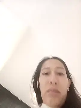 Amelia Rivas online show from October 6, 2025, 1:51 am