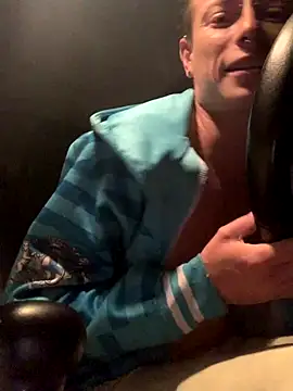 Snapshot of GoldenPussy1329 chatting on October 16, 2025, 11:02 pm GoldenPussy1329 online show from October 16, 2025, 11:02 pm