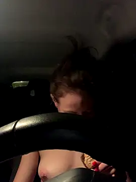 Snapshot of GoldenPussy1329 chatting on November 7, 2025, 10:46 pm GoldenPussy1329 online show from November 7, 2025, 10:46 pm