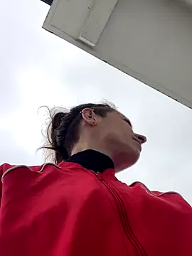 Snapshot of GoldenPussy1329 chatting on October 16, 2025, 9:50 am GoldenPussy1329 online show from October 16, 2025, 9:50 am