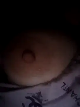 emanittabella123 online show from September 28, 2025, 1:45 am