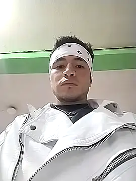 Snapshot of Angel_3-0 chatting on November 4, 2025, 10:24 pm Angel 3-0 online show from November 4, 2025, 10:24 pm