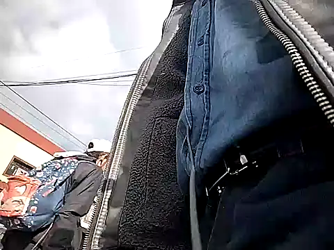 Snapshot of Angel_3-0 chatting on October 30, 2025, 8:28 pm Angel 3-0 online show from October 30, 2025, 8:28 pm