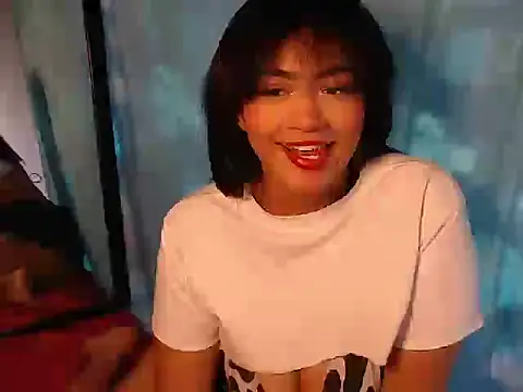 Snapshot of who_is_milyxx chatting on October 3, 2025, 12:28 pm who is milyxx online show from October 3, 2025, 12:28 pm