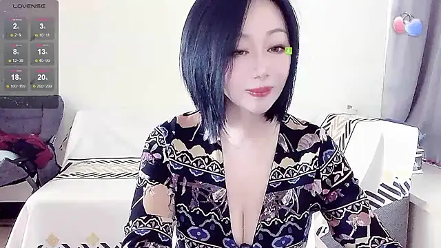 Smile-- online show from November 1, 2025, 2:51 am