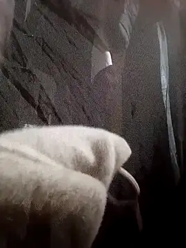 Snapshot of Khanhu_xx chatting on February 22, 2026, 2:47 am Khanhu xx online show from February 22, 2026, 2:47 am