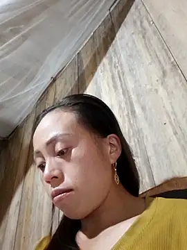 Tuyet xx online show from October 23, 2025, 2:16 pm