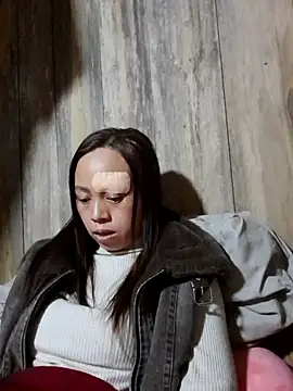 Tuyet xx online show from December 19, 2025, 2:48 am