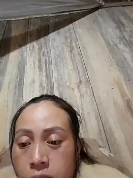 Tuyet xx online show from November 8, 2025, 2:20 pm