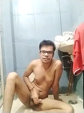 sexybobby13 online show from October 29, 2025, 8:57 am