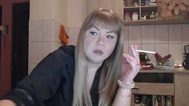 Snapshot of roxy863086 chatting on March 6, 2026, 1:55 am roxy863086 online show from March 6, 2026, 1:55 am