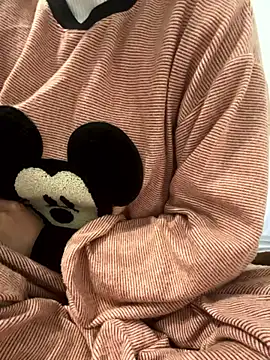 lee ly online show from January 10, 2026, 2:23 pm