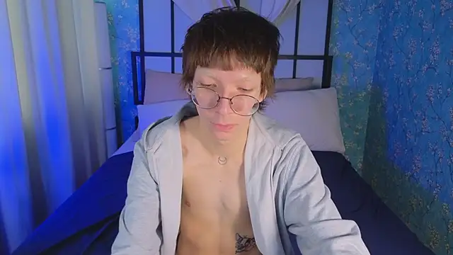 TommieHi online show from October 11, 2025, 12:17 pm