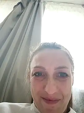 CoMiZrobiszJakMnieZlap666 online show from October 1, 2025, 7:13 am