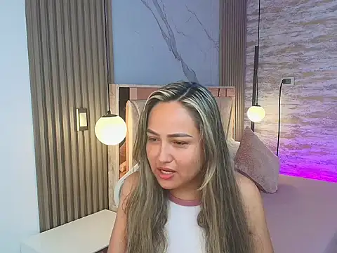 Snapshot of lila_cute1 chatting on October 5, 2025, 11:56 am lila cute1 online show from October 5, 2025, 11:56 am