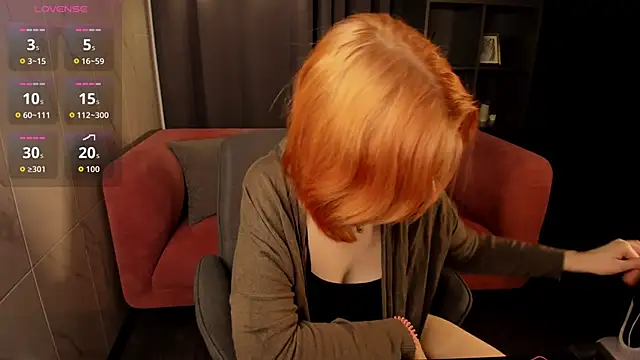 Freirenee online show from November 23, 2025, 1:32 pm