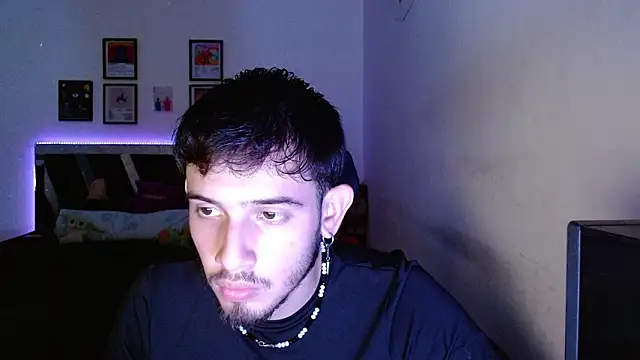 Sebasxxl12 online show from February 11, 2026, 5:40 am