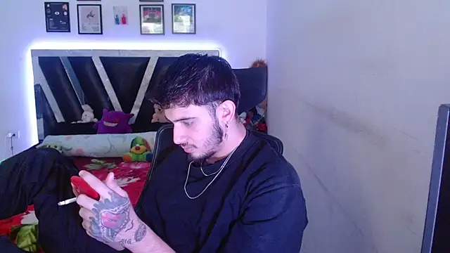 Sebasxxl12 online show from January 13, 2026, 12:36 am