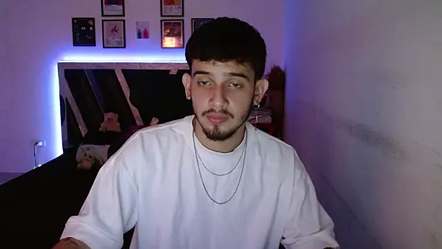 Sebasxxl12 online show from December 14, 2025, 10:26 pm