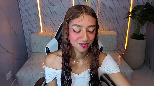 Snapshot of Terry_tx chatting on November 24, 2025, 1:00 pm Terry tx online show from November 24, 2025, 1:00 pm