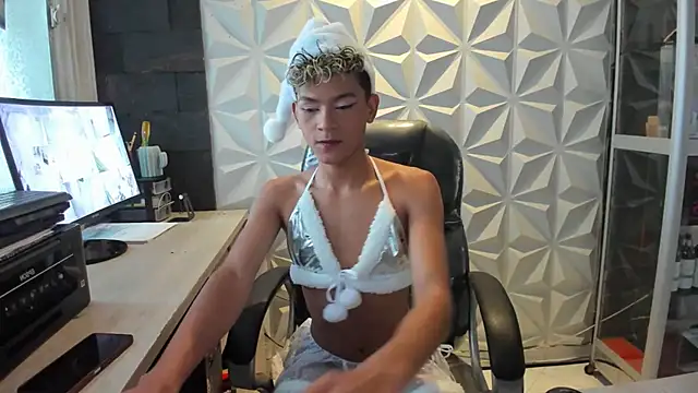 Snapshot of Sammy_Millers chatting on November 28, 2025, 3:01 pm Sammy Millers online show from November 28, 2025, 3:01 pm