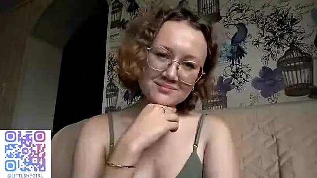 Snapshot of MiaSoltren chatting on September 29, 2025, 7:48 am MiaSoltren online show from September 29, 2025, 7:48 am
