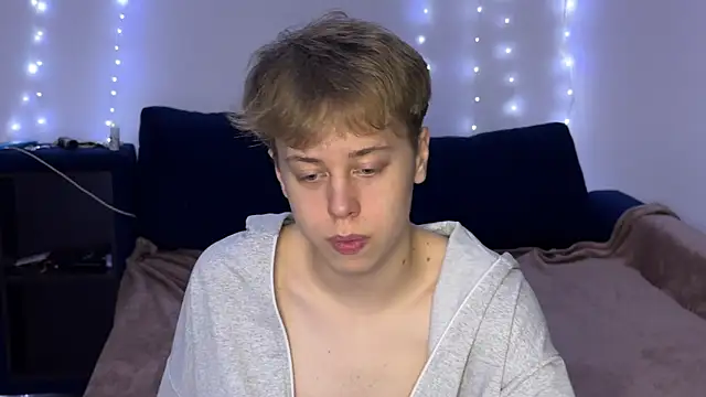  bee boy  online show from October 15, 2025, 4:15 pm